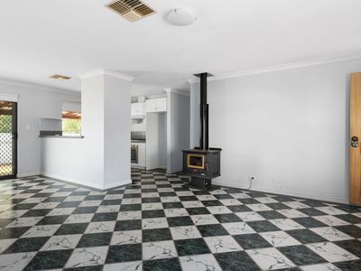 16B Charles Street, Kalgoorlie