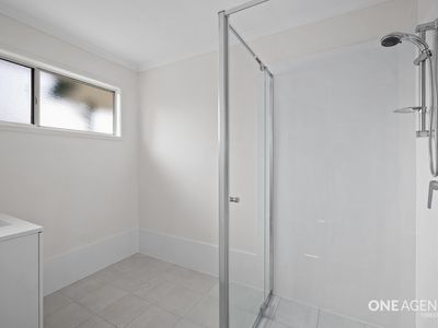 1 Willow Street, Woodridge