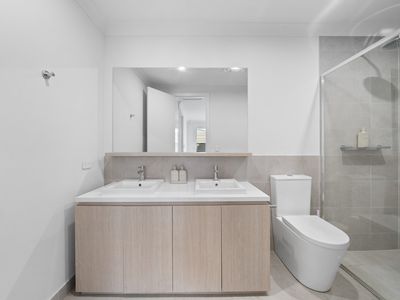 98 Wirra Drive, New Port