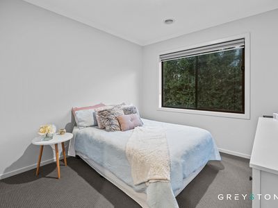 18 Cascade Drive, Aintree