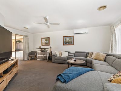 18 Sherbrooke Mews, Somerville