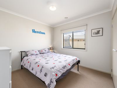 9 Settlers Drive, Kialla