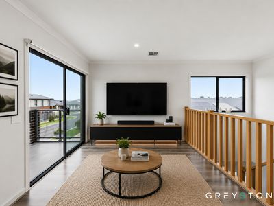 5 Meyer Crescent, Clyde North