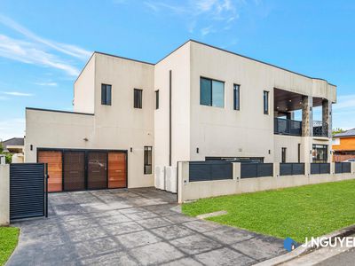 40 Oxford Street, Smithfield