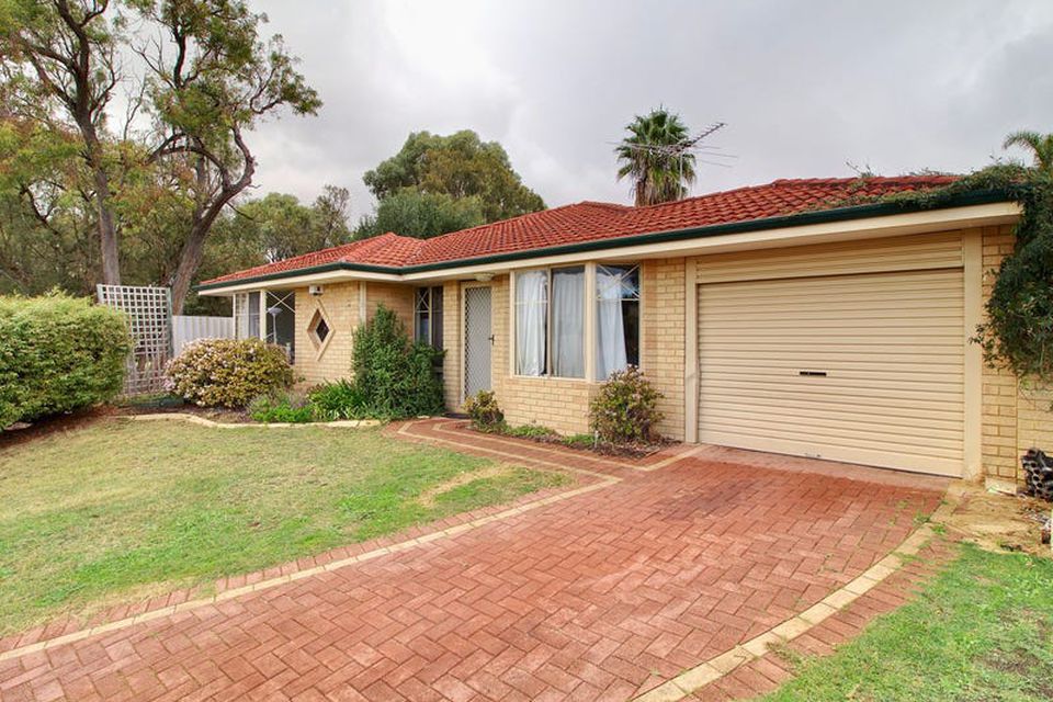 16 Salter Place , Parmelia
