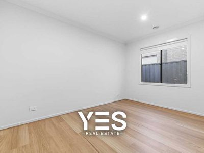 6 Heart Loop, Clyde North