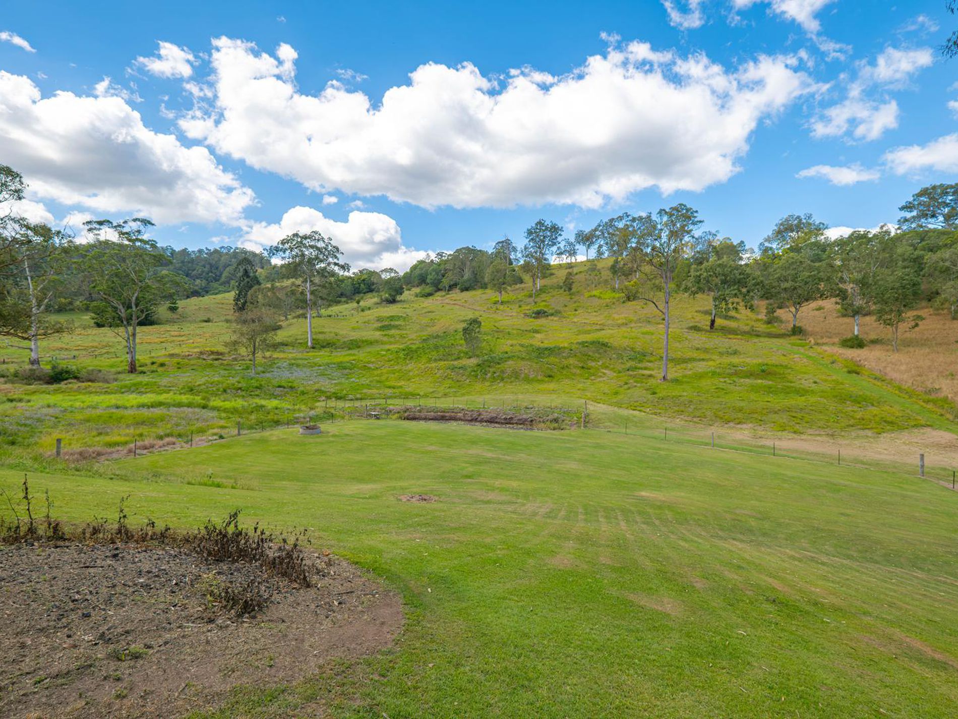 54 SUTTON ROAD, Coolabine