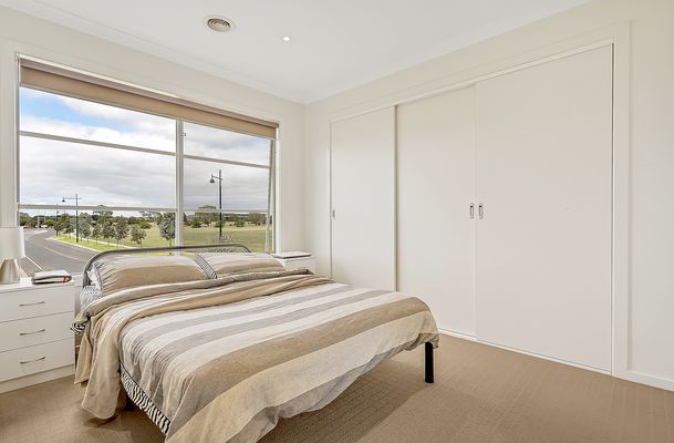 3 / 2 Brunswick Crescent, Craigieburn