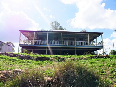 59 Elouera Drive, Nanango