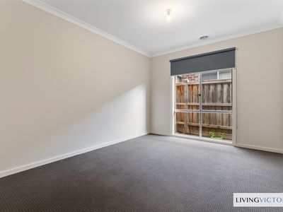 184 Saltwater Promenade, Point Cook