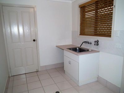 10 Kingston Drive, Banora Point