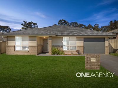 4 Flannelflower Avenue, West Nowra