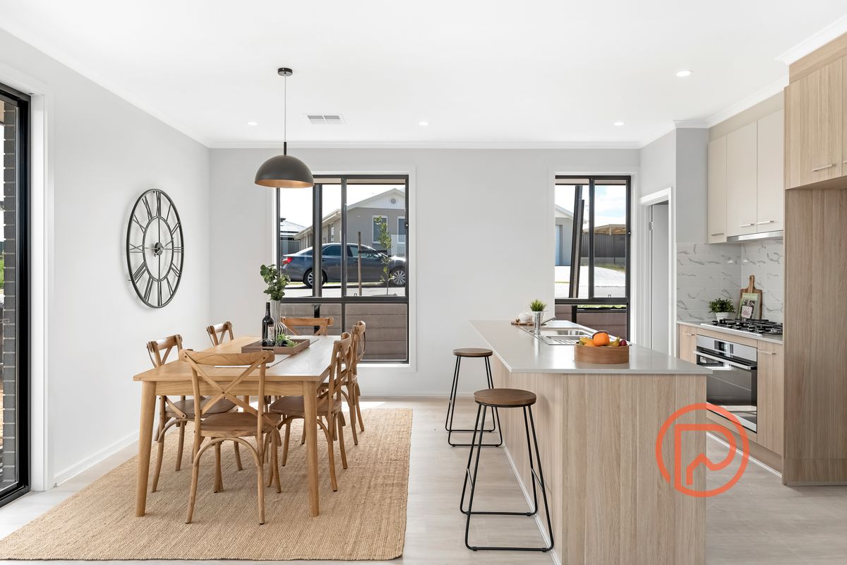 2 MINT DRIVE, Hayborough