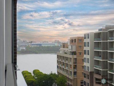 707 / 15 Baywater Drive, Wentworth Point