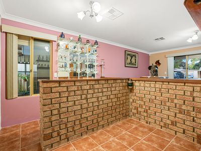 19 Conway Loop, Waikiki