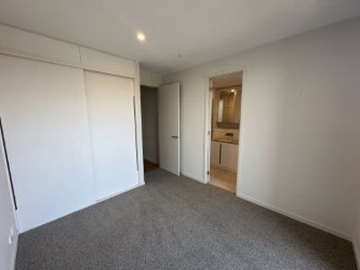 402a / 51 Johnson Street, Reservoir