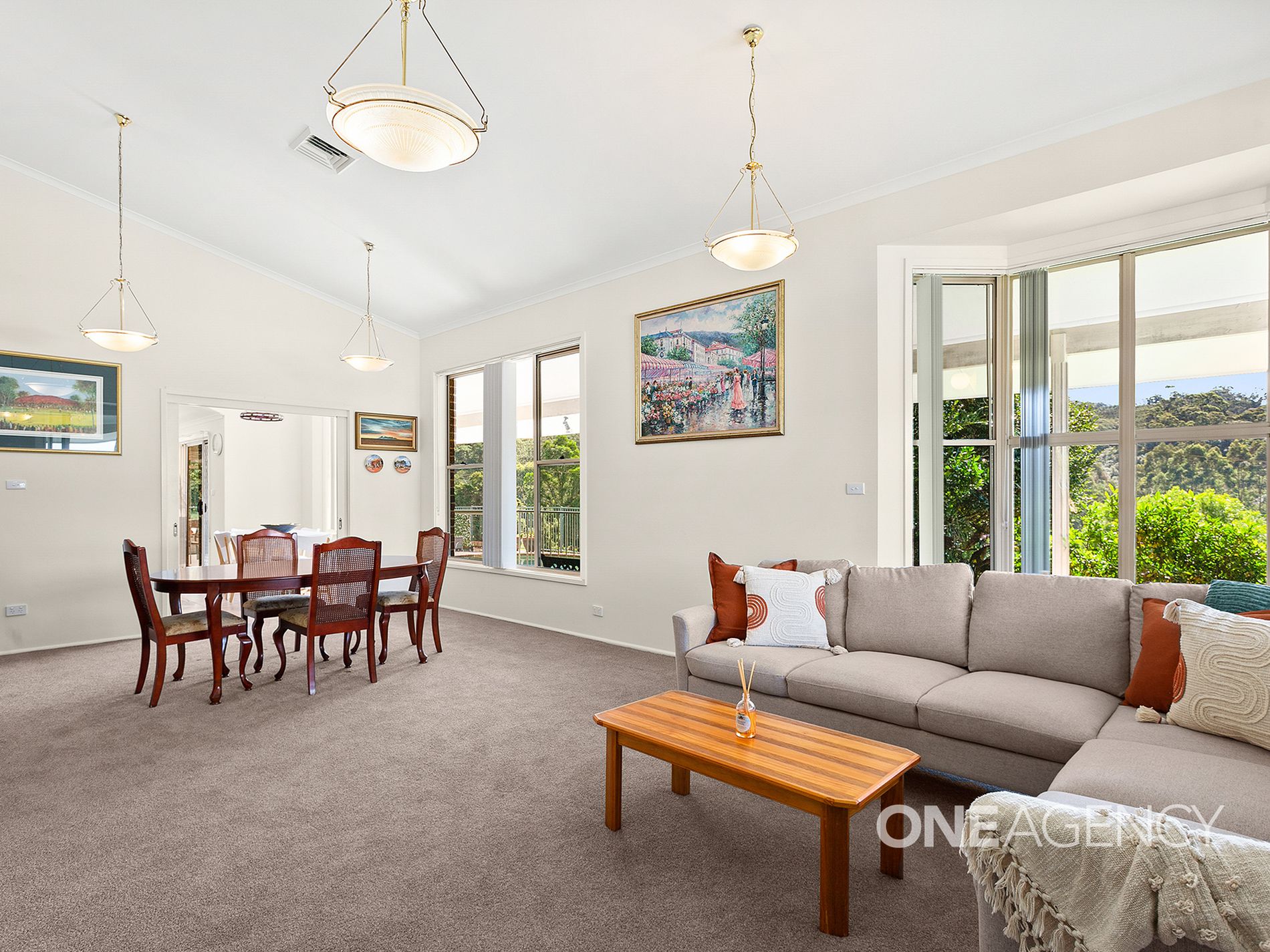 274 Sheaffes Road, Dombarton