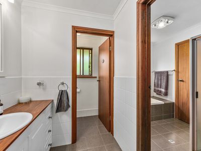 16 Third Street, Millicent