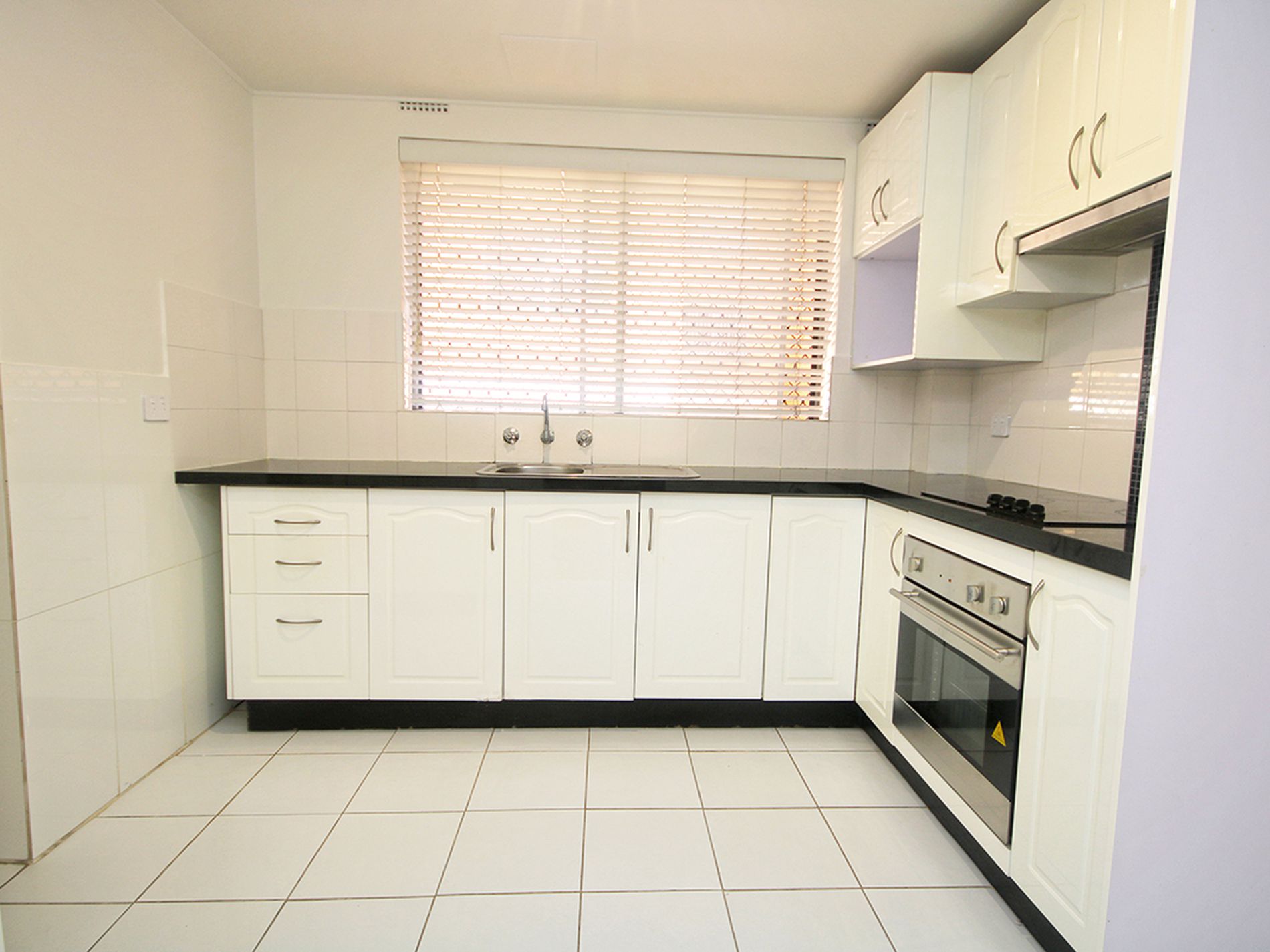 6 / 23 Phillip Street, Roselands