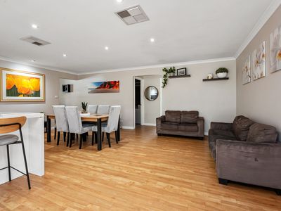 25 Smythe Drive, Broadwood