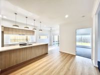 62 Austin Way, Park Ridge
