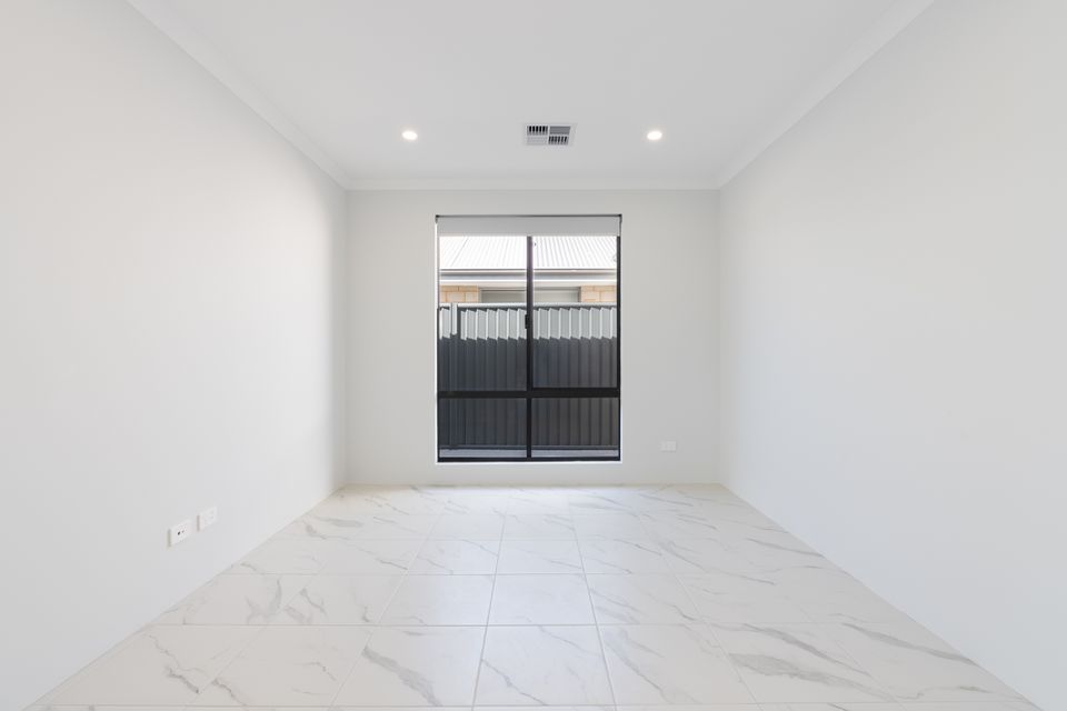 16 Tarot Grove, Baldivis