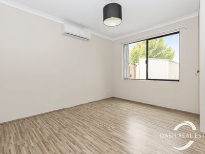 2 Alvarez Parkway, Tapping