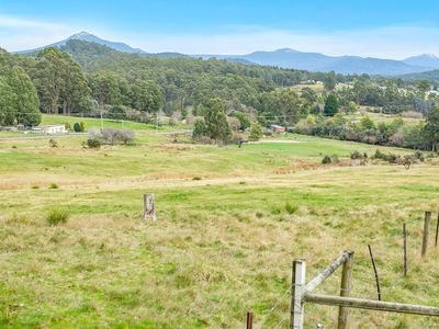 139 Narrows Road, Strathblane