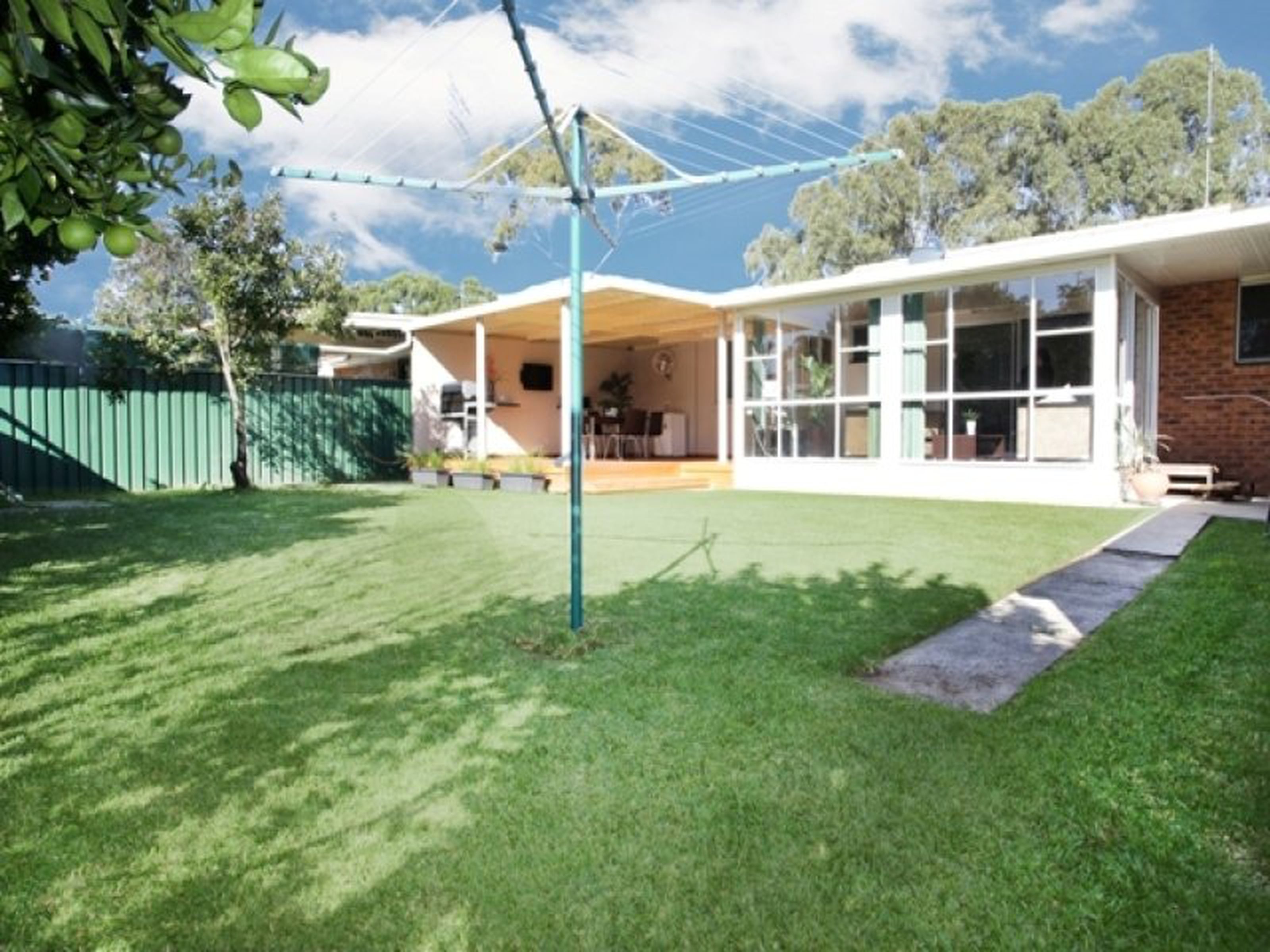 12 Hatchinson Crescent, JAMISONTOWN
