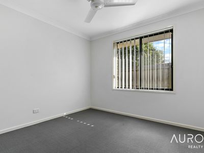 13 Bream Place, Redland Bay