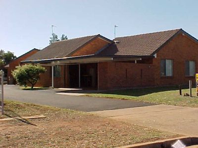 1 / 32 Cunningham Street, Dubbo
