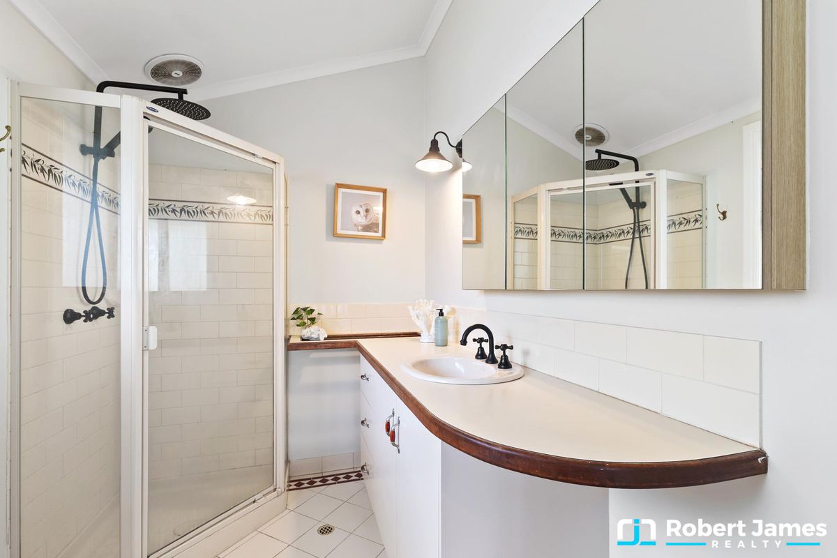 90 Redwood Road, Doonan