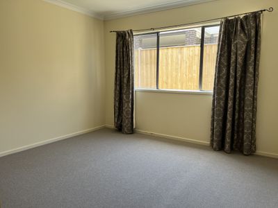 39 Paraffin Drive, Leopold