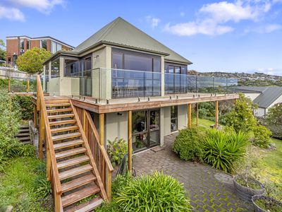20 Inverness Lane, Redcliffs