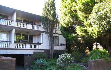1 / 64 Kings Road, Five Dock