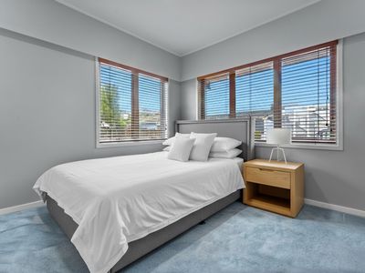 11 Katui Street, Castor Bay