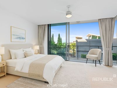2205 / 2 Ephraim Island, Paradise Point