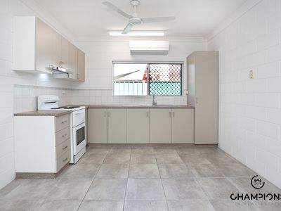 1 / 30 Golden Grove Drive, Bentley Park