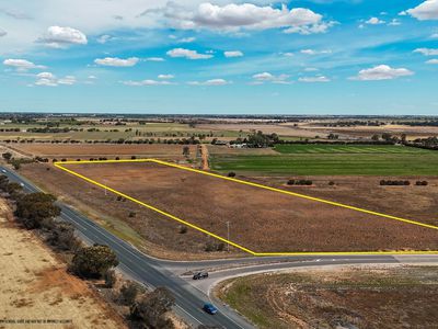 Lot 1, 1 Murray Valley Highway, Tyntynder South