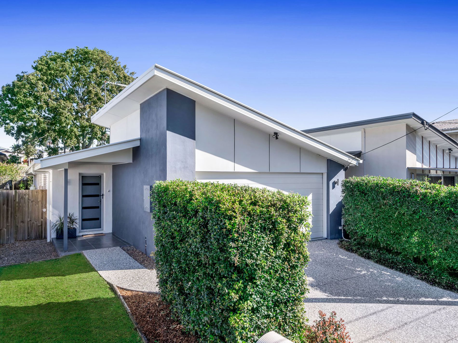 134 Cameron Parade, Wynnum Sash & Gable Property