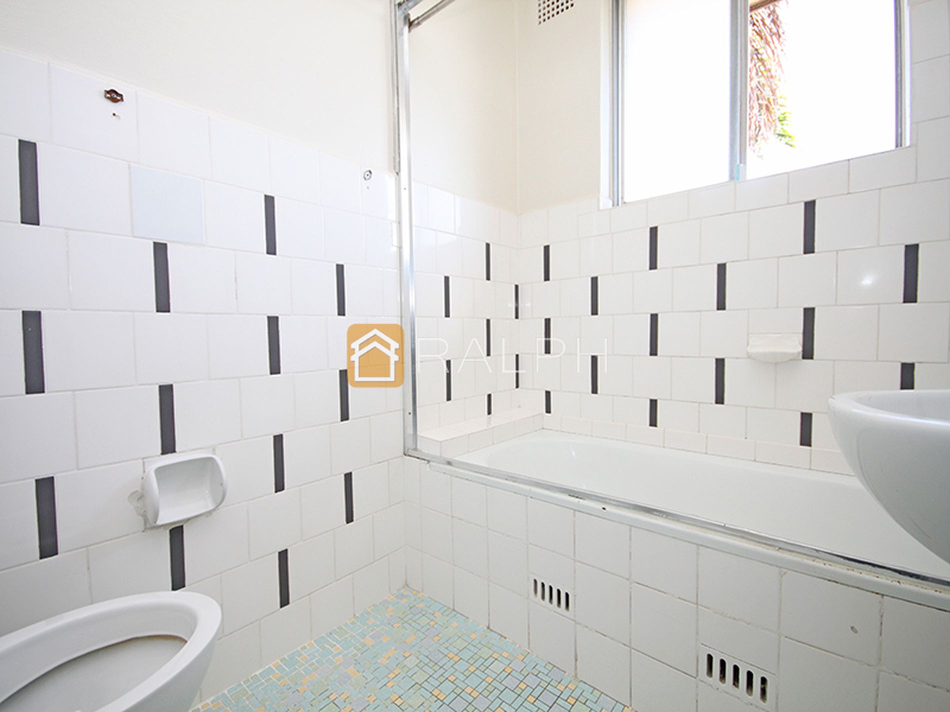 5 / 3 Boorea Avenue, Lakemba