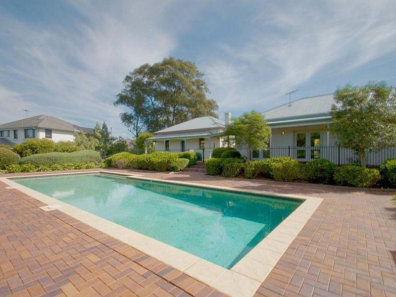 4 / 3 Cavalry Grove, Glenwood