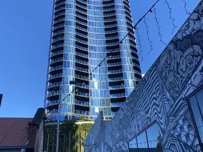 1602 / 15 Manning Street, South Brisbane