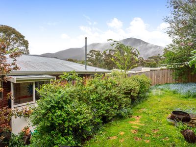 57 Marlyn Road, South Hobart