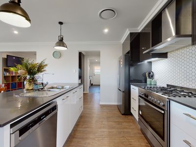 8 Ivy Court, Dubbo