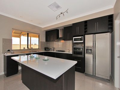 2 Riseberry Way, Kalgoorlie