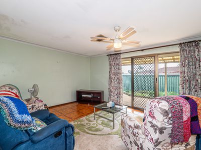 35 Whaleback Avenue, Parkwood