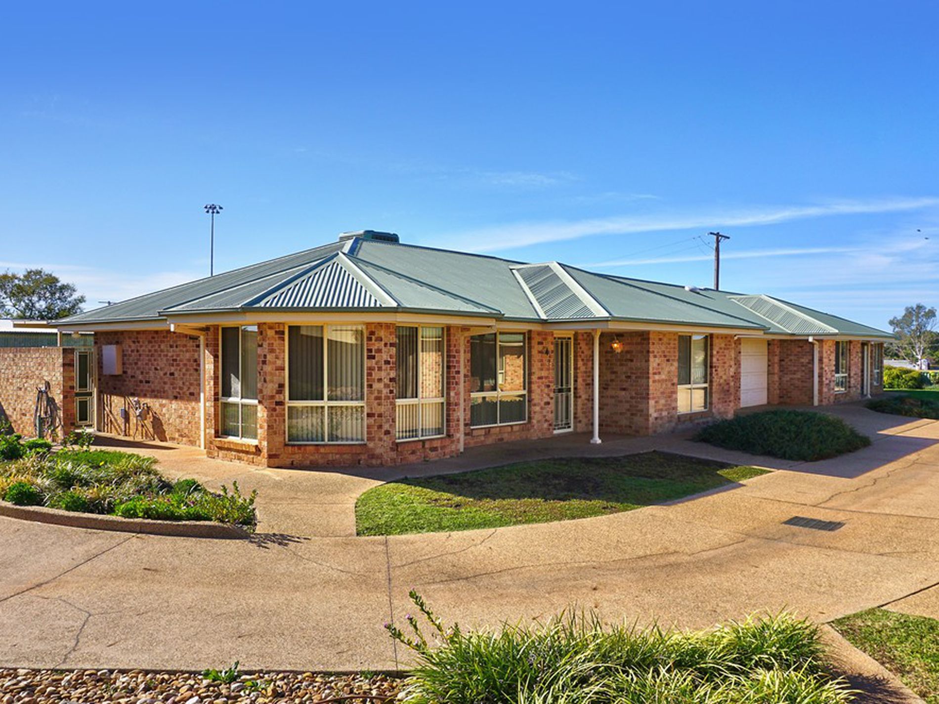 4 / 115 Operator Street, West Wyalong