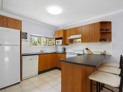 8 Thorne Street, Lake Conjola