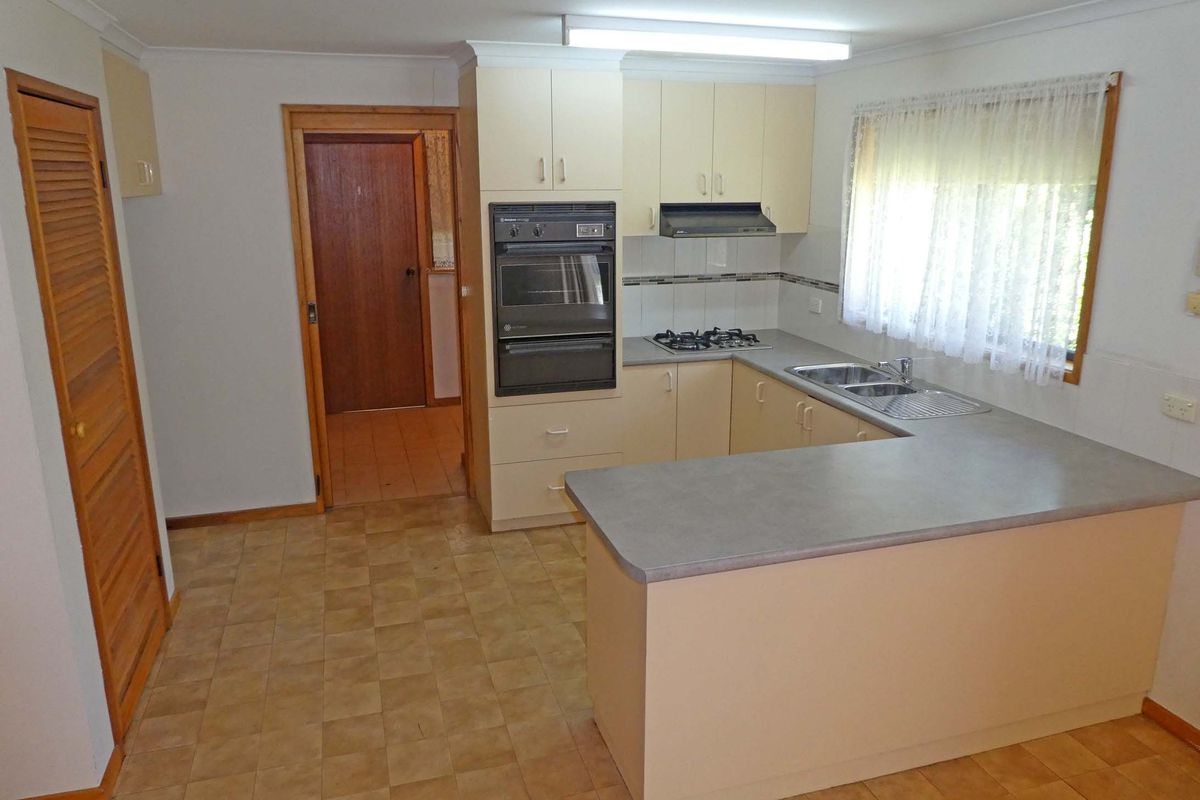 1 / 152 Fenaughty Street, Kyabram